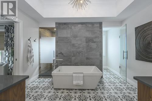 1062 Trailsway Avenue, London, ON - Indoor Photo Showing Bathroom