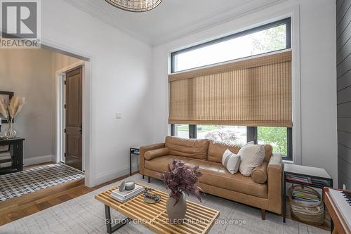 1062 Trailsway Avenue, London, ON - Indoor Photo Showing Living Room