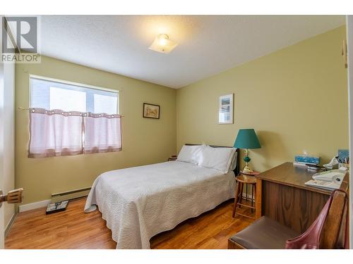 13620 Victoria Road Unit# 18, Summerland, BC - Indoor Photo Showing Bedroom