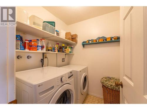 13620 Victoria Road Unit# 18, Summerland, BC - Indoor Photo Showing Laundry Room