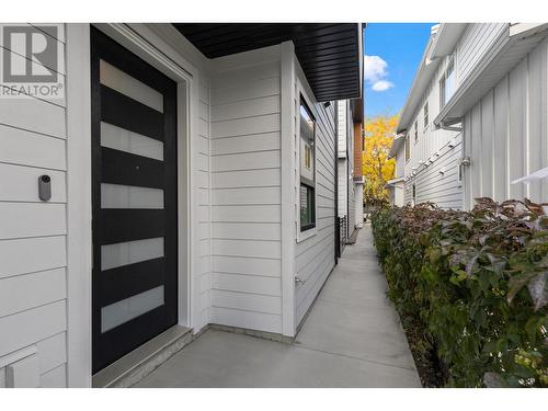 751 Fuller Avenue Unit# 1, Kelowna, BC - Outdoor With Exterior