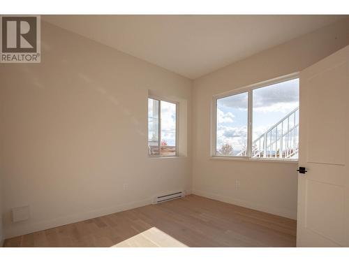 3626 Sheffield, Coquitlam, BC - Indoor Photo Showing Other Room