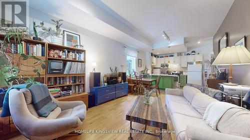 144 Clinton Street, Toronto, ON - Indoor Photo Showing Living Room