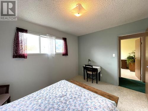 419 Third  Street, Nelson, BC - Indoor Photo Showing Bedroom