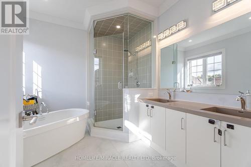 15195 Danby Road, Halton Hills, ON - Indoor Photo Showing Bathroom