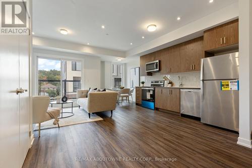 16 - 3562 Colonial Drive, Mississauga, ON - Indoor Photo Showing Kitchen