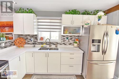 1498 Mark, Windsor, ON - Indoor Photo Showing Kitchen