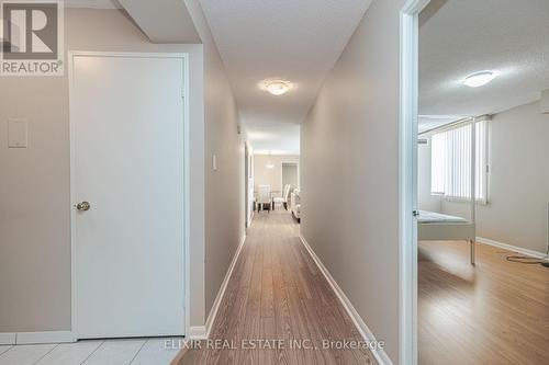 409 - 1320 Mississauga Valley Boulevard, Mississauga, ON - Indoor Photo Showing Other Room