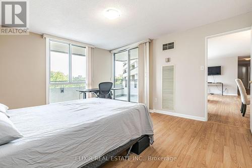 409 - 1320 Mississauga Valley Boulevard, Mississauga, ON - Indoor Photo Showing Bedroom