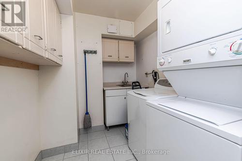 409 - 1320 Mississauga Valley Boulevard, Mississauga, ON - Indoor Photo Showing Laundry Room