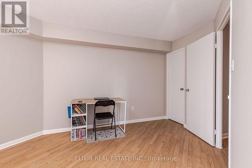 409 - 1320 Mississauga Valley Boulevard, Mississauga, ON - Indoor Photo Showing Other Room