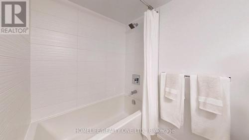 Th46 - 220 Brandon Avenue, Toronto, ON - Indoor Photo Showing Bathroom