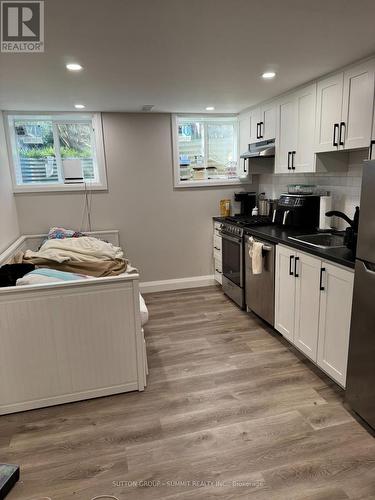 Lower - 14 Bishopsgate Avenue, Hamilton, ON - Indoor Photo Showing Kitchen