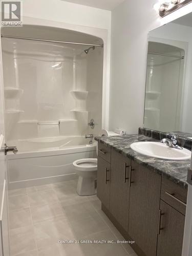 69 Bethune Avenue, Hamilton, ON - Indoor Photo Showing Bathroom