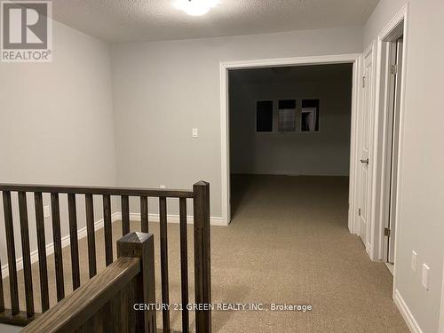 69 Bethune Avenue, Hamilton, ON - Indoor Photo Showing Other Room