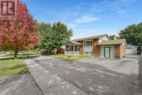 4650 Dorchester Road, Niagara Falls, ON - Outdoor