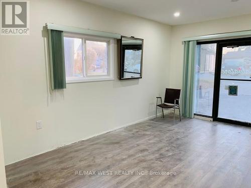 4650 Dorchester Road, Niagara Falls, ON - Indoor Photo Showing Other Room