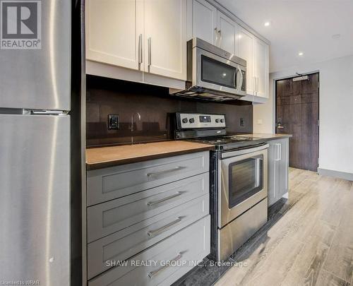 C322 - 330 Phillip Street, Waterloo, ON - Indoor Photo Showing Kitchen