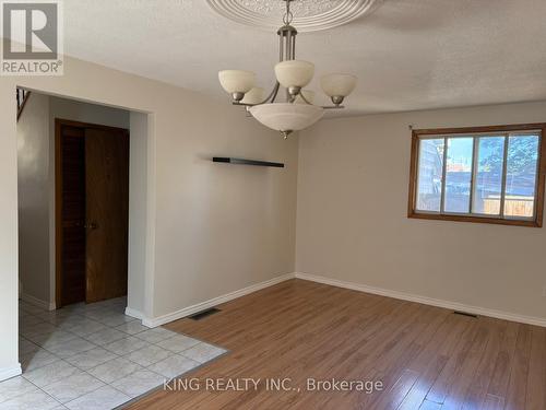 98 Ferguson Avenue N, Hamilton, ON - Indoor Photo Showing Other Room