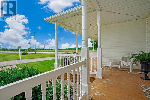 5447 Highway 20, West Lincoln, ON - Outdoor With Exterior