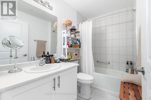 407 - 450 Dundas Street, Hamilton, ON - Indoor Photo Showing Bathroom