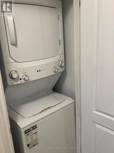 832 Miltonbrook Crescent, Milton, ON - Indoor Photo Showing Laundry Room