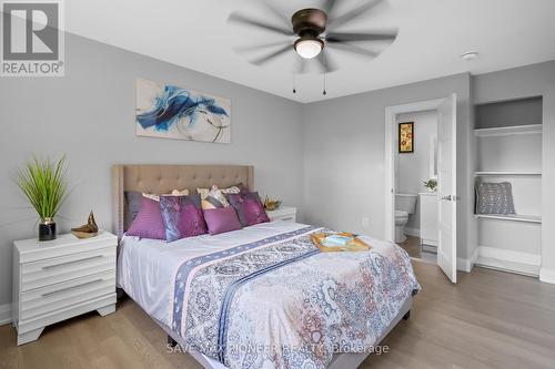 3780 Wyewood Road, Mississauga, ON - Indoor Photo Showing Bedroom