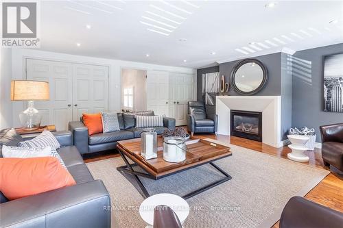 1245 Hammond Street, Burlington, ON - Indoor Photo Showing Living Room With Fireplace