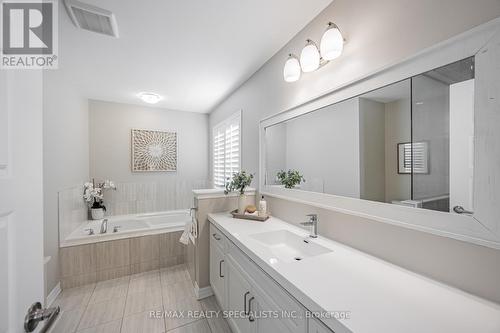 1178 Mceachern Court, Milton, ON - Indoor Photo Showing Bathroom