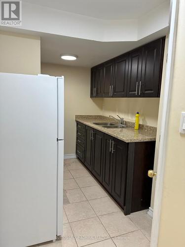 Bsmnt - 82 Ridgemore Crescent, Brampton, ON - Indoor Photo Showing Kitchen With Double Sink