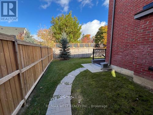 5199 Symphony Court, Mississauga, ON - Outdoor