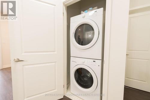 185 Fowley Drive, Oakville, ON - Indoor Photo Showing Laundry Room