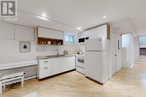 104 Lee Avenue, Toronto, ON - Indoor Photo Showing Kitchen