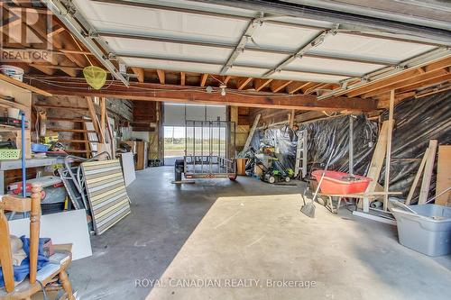 15 Grencer Road, Bradford West Gwillimbury, ON - Indoor Photo Showing Garage