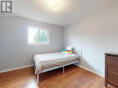 95 Long Point Drive, Richmond Hill, ON - Indoor Photo Showing Bedroom