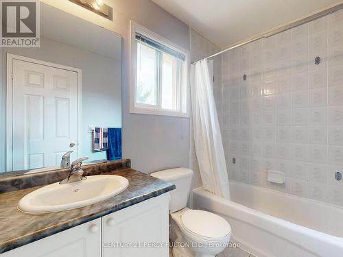 95 Long Point Drive, Richmond Hill, ON - Indoor Photo Showing Bathroom