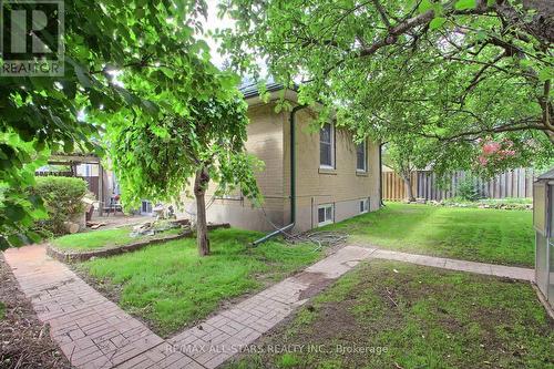 347 Boisdale Avenue, Richmond Hill, ON - Outdoor