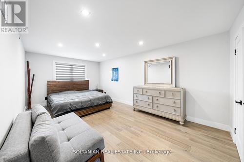 50 Addison Street, Richmond Hill, ON - Indoor Photo Showing Bedroom