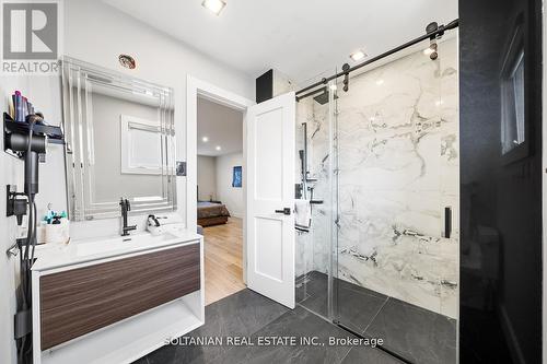 50 Addison Street, Richmond Hill, ON - Indoor Photo Showing Bathroom