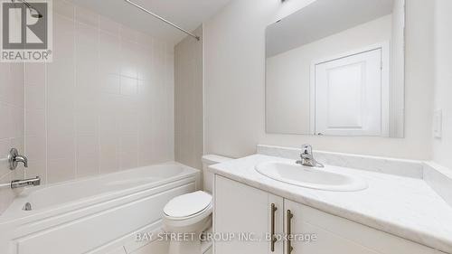 4 Dandara Gate, Vaughan, ON - Indoor Photo Showing Bathroom