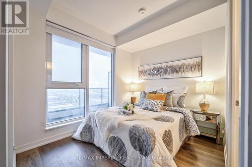 2710 - 898 Portage Parkway, Vaughan, ON - Indoor Photo Showing Bedroom