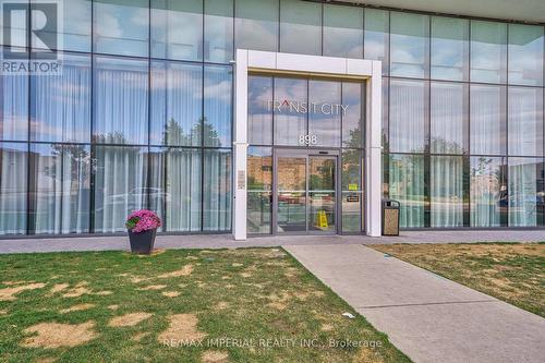 2710 - 898 Portage Parkway, Vaughan, ON - 