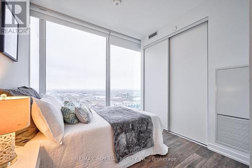 2710 - 898 Portage Parkway, Vaughan, ON - Indoor Photo Showing Bedroom