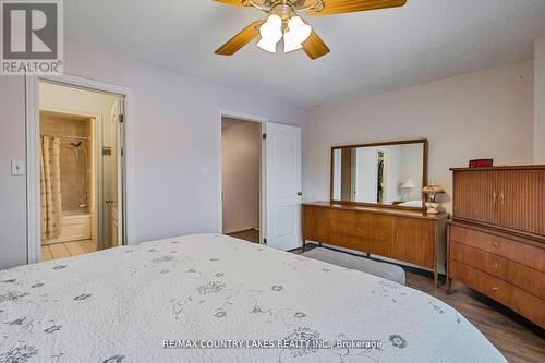 9 - 24 Laguna Parkway, Ramara, ON - Indoor Photo Showing Bedroom