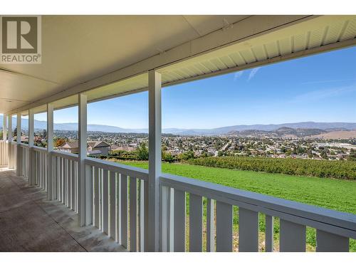 910 El Paso Road, Kelowna, BC - Outdoor With View With Exterior