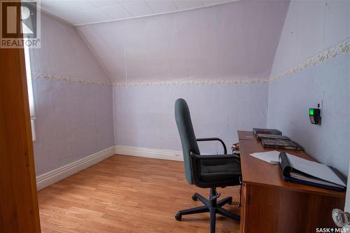 1462 105Th Street, North Battleford, SK - Indoor Photo Showing Office