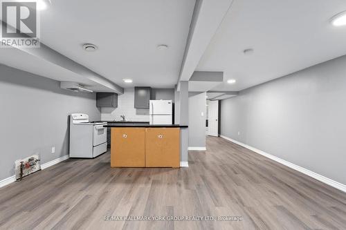 Lower - 25A College Crescent, Barrie, ON - Indoor Photo Showing Kitchen