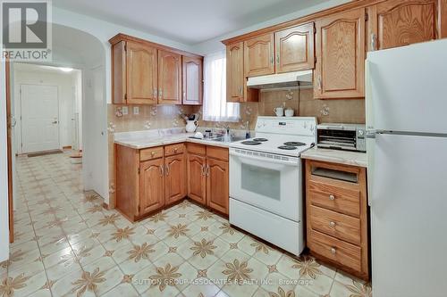 275 Winnett Avenue, Toronto, ON - Indoor Photo Showing Kitchen