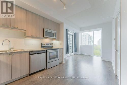 714 - 68 Merton Street, Toronto, ON - Indoor Photo Showing Kitchen With Stainless Steel Kitchen