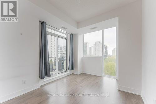 714 - 68 Merton Street, Toronto, ON - Indoor Photo Showing Other Room